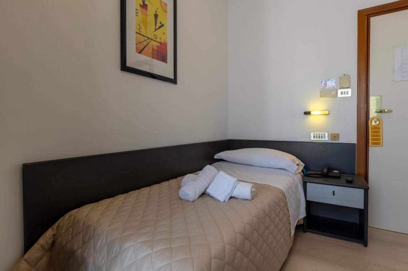 Grand Meeting Hotel Rimini Exterior photo